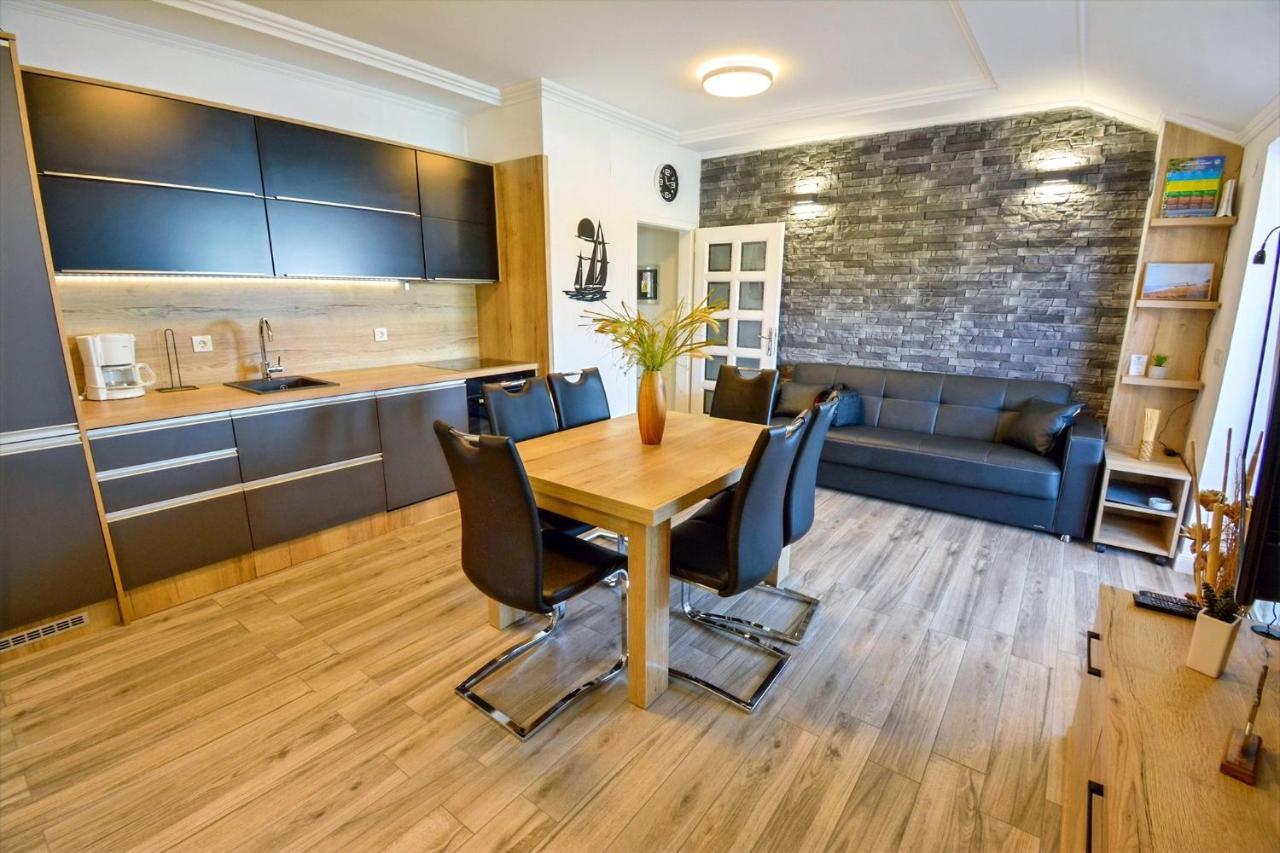 Apartment 10 In Villa Petrac Banjol Exteriér fotografie